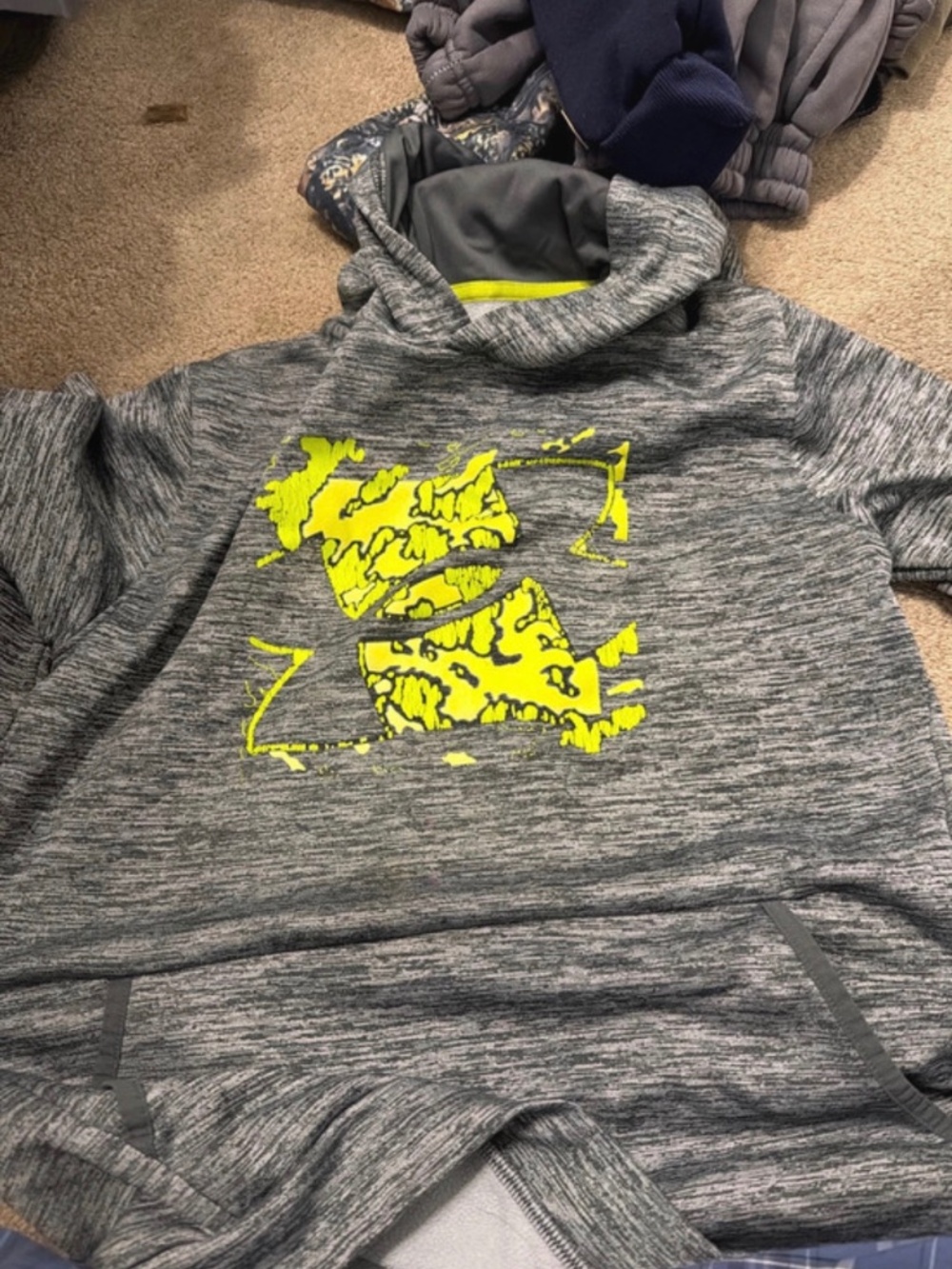 Under armor Youth Hoodie